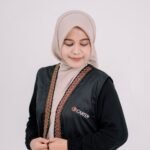 Outer Perempuan (Carita Mumtaz Umroh)
